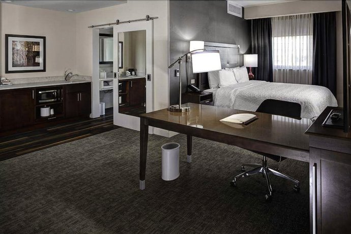 Hampton Inn & Suites - Richmond - Downtown VA