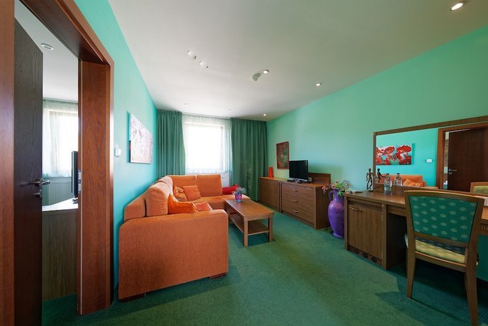 Hotel Max Inn Bratislava