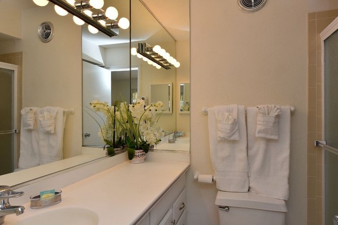 Palm Bay Club Resort Community