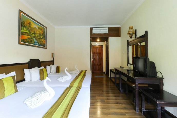 Hotel The Flora Kuta Bali