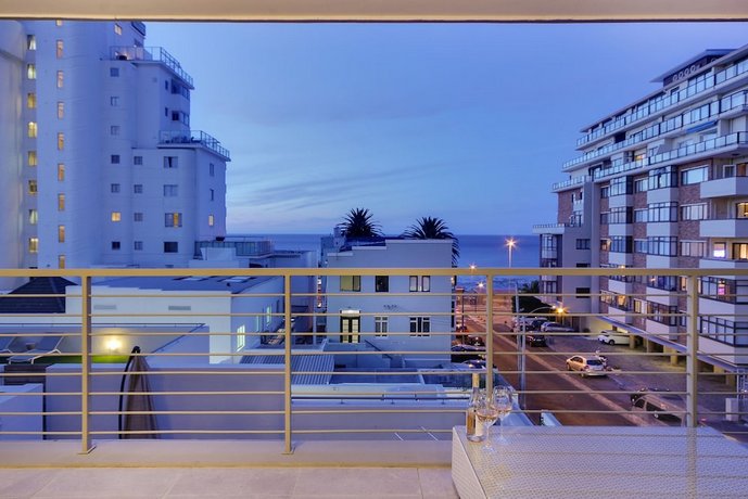 Fairmont 204