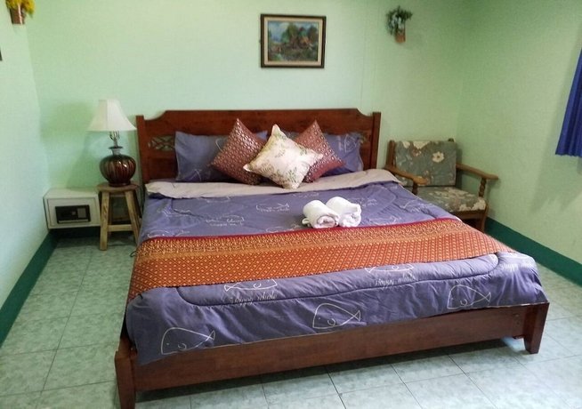 Rung Tawan Hostel