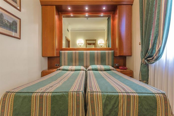 Raeli Hotel Archimede