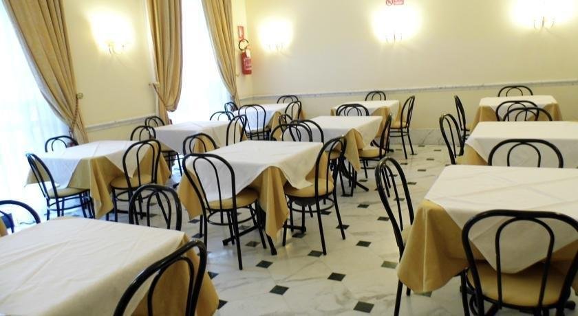 Bar_Restaurant