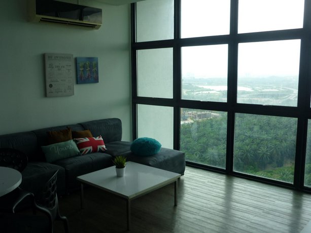 Homestay Cyberjaya / Putrajaya / Klia