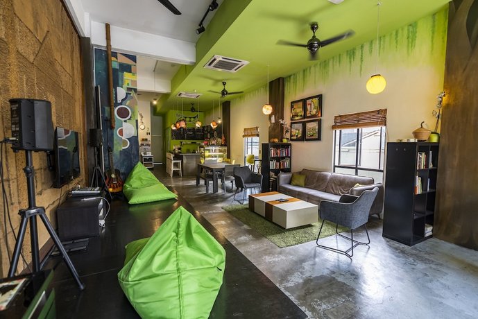 PODs The Backpackers Home & Cafe Kuala Lumpur