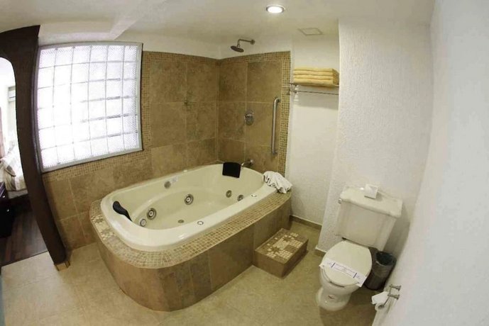 Hotel Gran Plaza & Convention Center