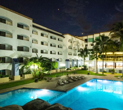 Hotel Gran Plaza & Convention Center