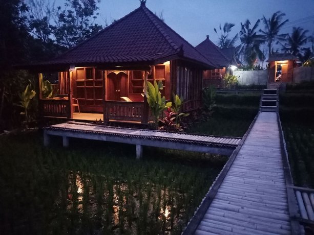 Ubud Sawah Villa Cinery and Homestay