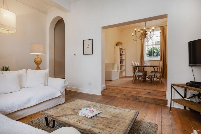 Croxteth Victorian House in Green Point Village