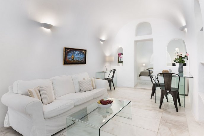 Armeni Luxury Villas