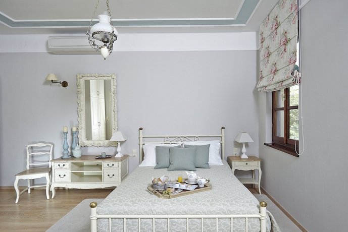 Kastro Guesthouse