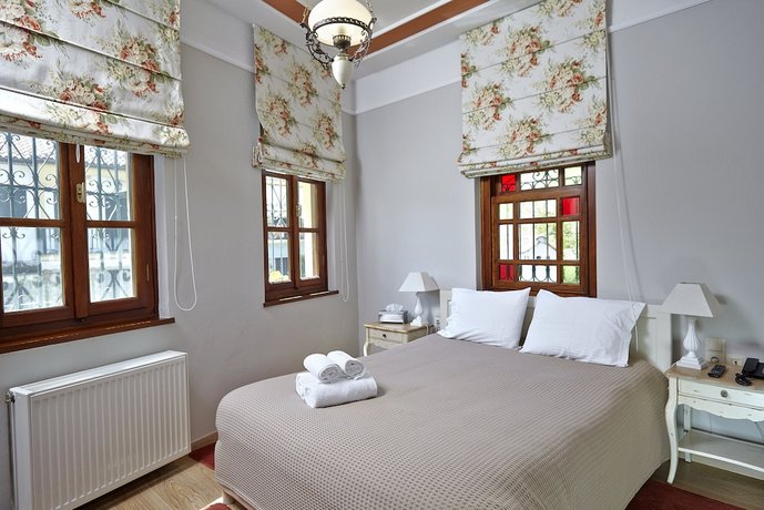 Kastro Guesthouse
