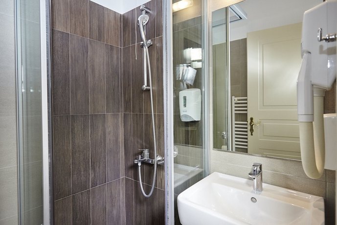 Kastro Guesthouse