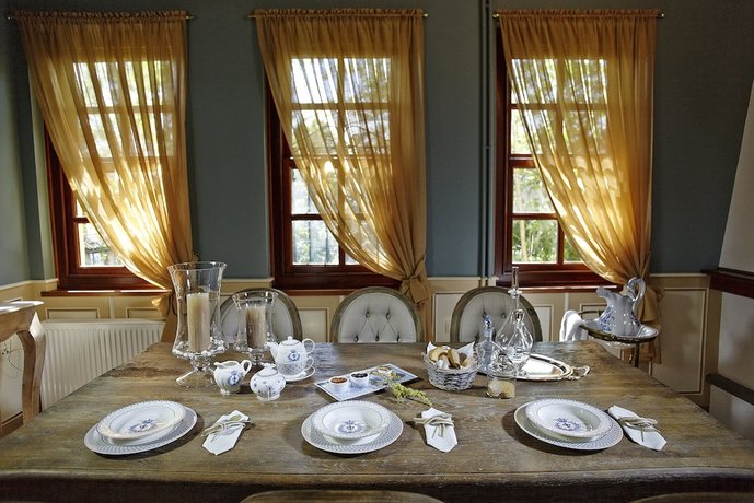 Kastro Guesthouse
