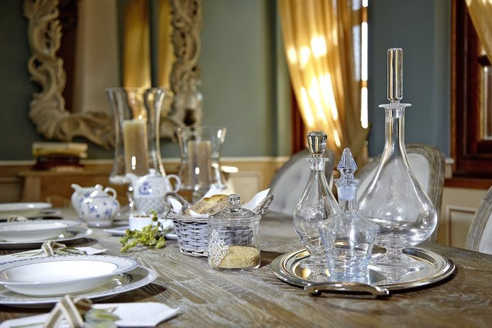 Kastro Guesthouse