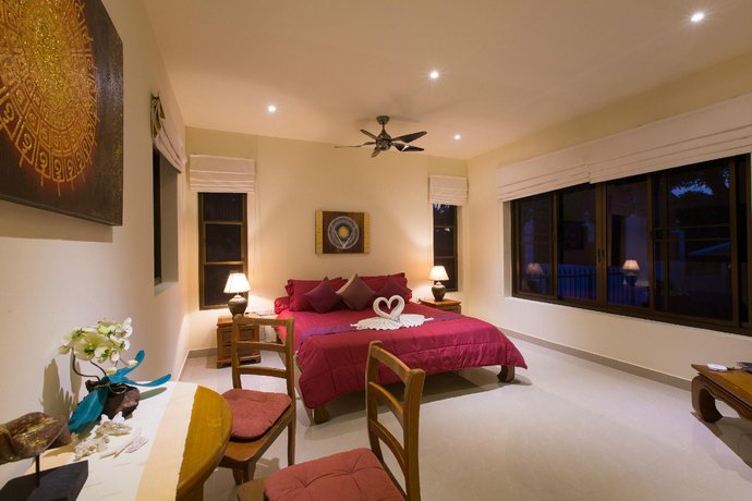 Villa Celiana- Cozy 3BR Seaview Villa Near Beach