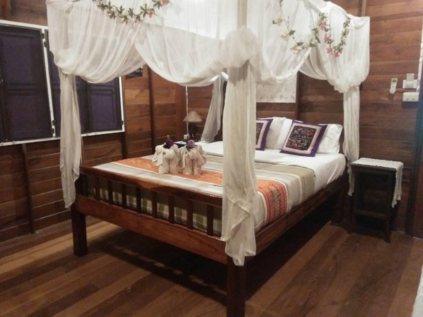Orchid Hibiscus Guest House