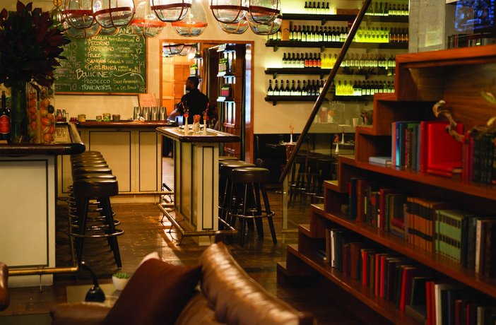 Bar_Restaurant