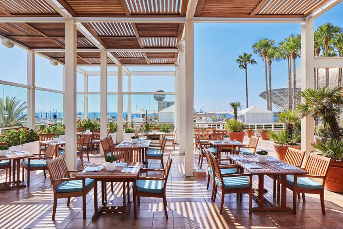 Bar_Restaurant