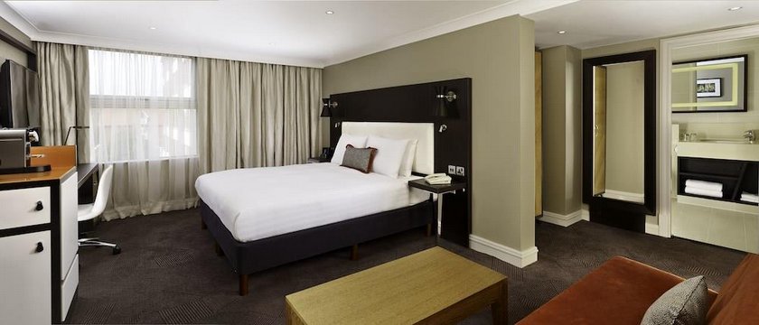 DoubleTree by Hilton London Ealing