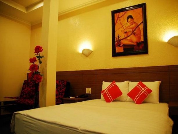 Nhat Quynh Hotel 2 로즈 가라오케 Vietnam thumbnail