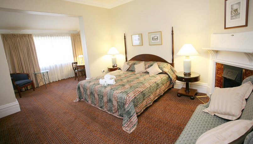 Darcy's Hotel