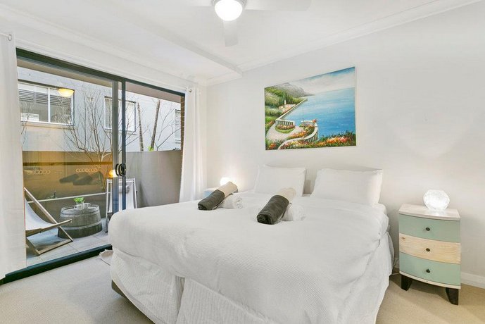 Bondi Beach Garden Apartment - A Bondi Beach Holiday Home