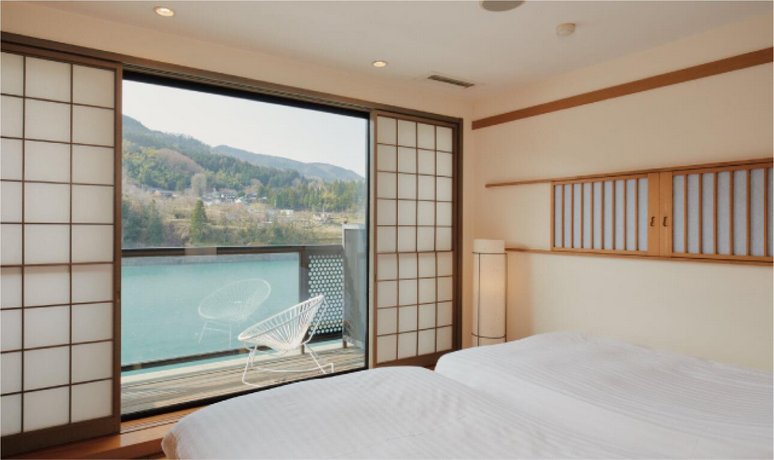River Retreat Garaku