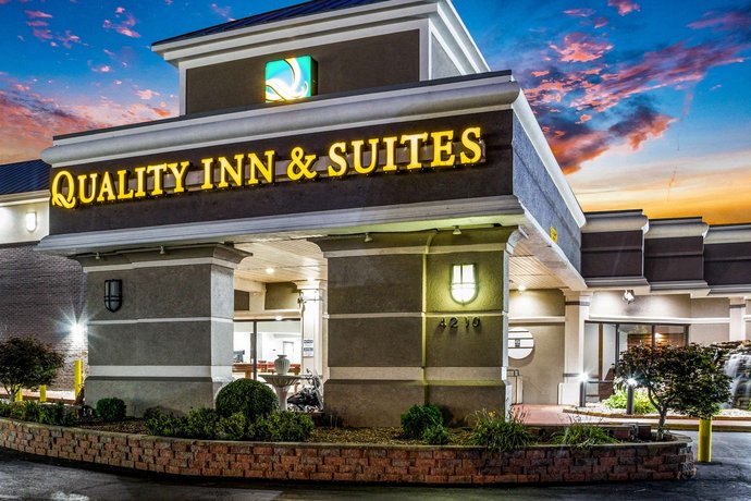 Quality Inn Suites Kansas City Independence I 70 East