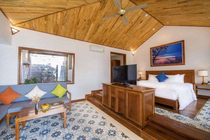 Camia Resort & Spa