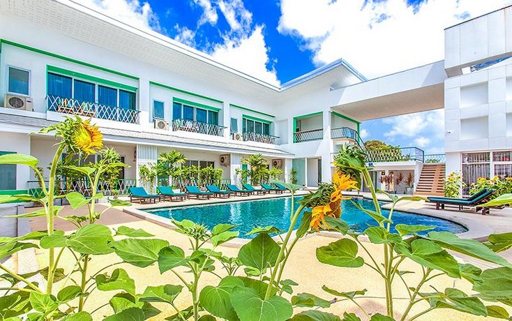 Khun Chaweng Resort