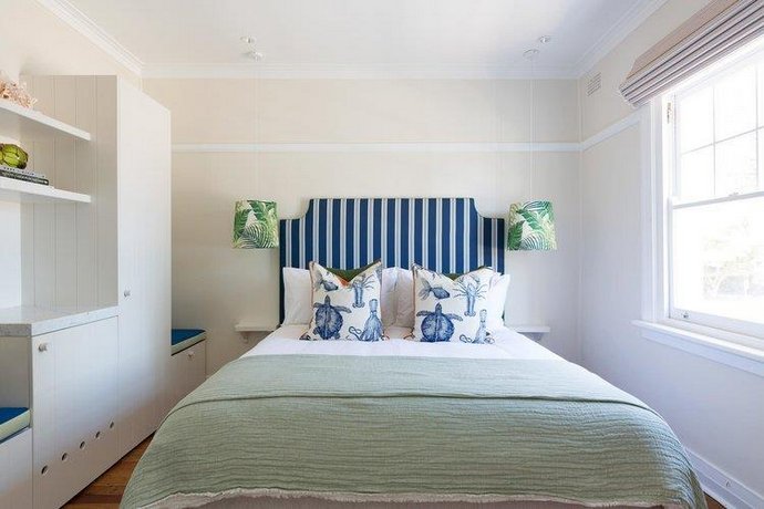 Barrenjoey House