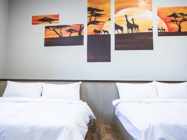FUNDI Hotel