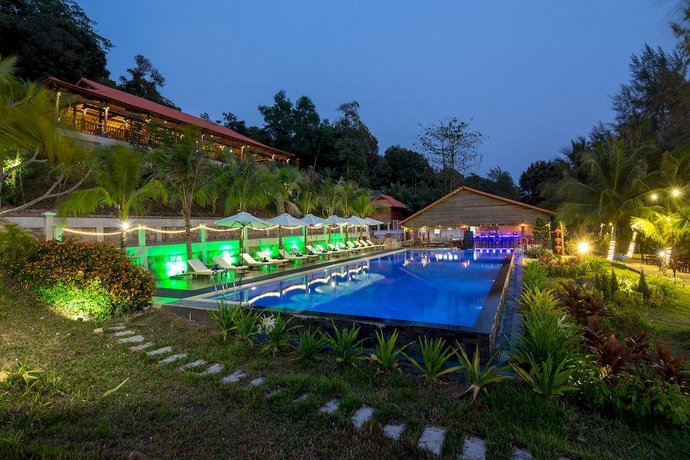 Sea Sense Resort
