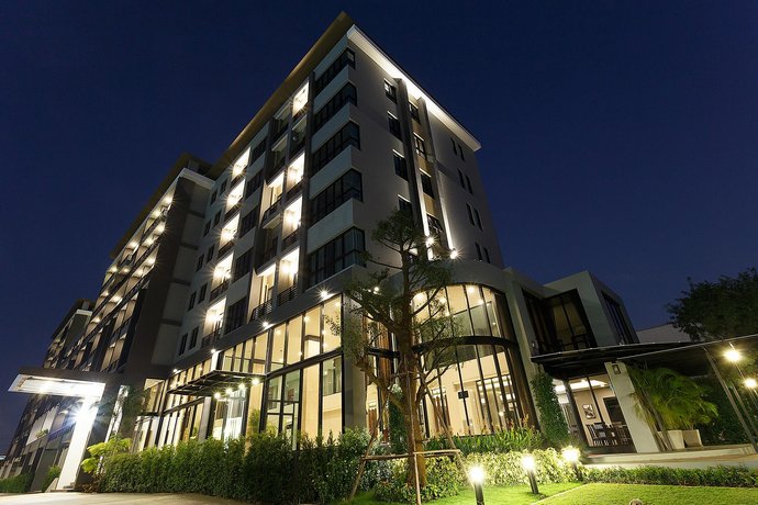 Green Point Residence Hotel