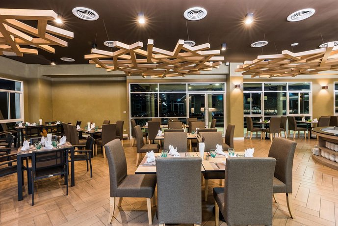 Wora Wana Hua Hin Hotel & Convention