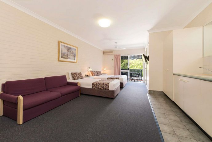 Benson Court Motel