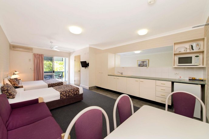 Benson Court Motel
