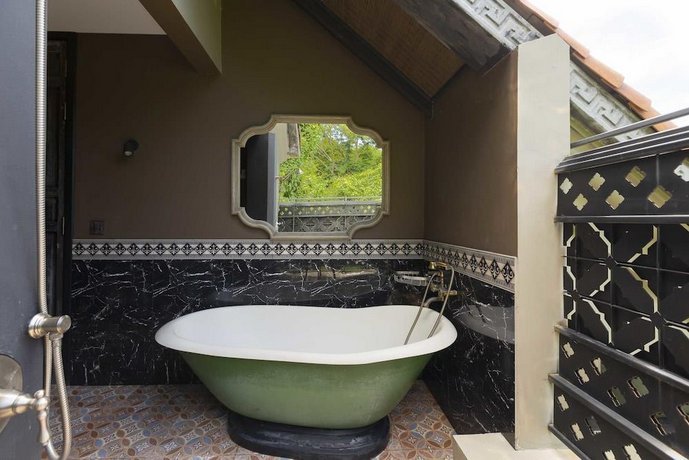 Chinoiserie Collection Resort & Spa