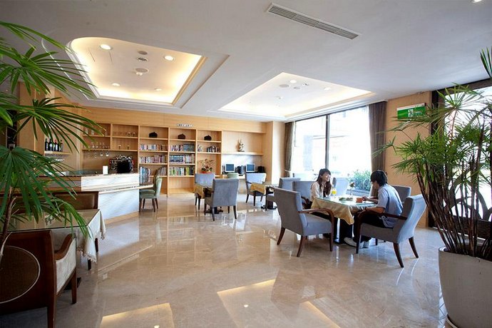 Justwin Grand Hotel