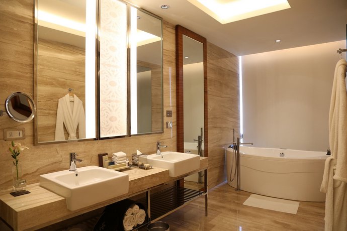 Taj City Centre Gurugram