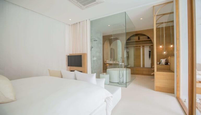 SALA Samui Chaweng Beach Resort