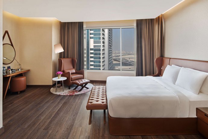 Radisson Blu Hotel Dubai Canal View