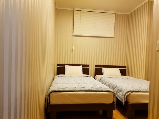 Mama Guesthouse Myeongdong