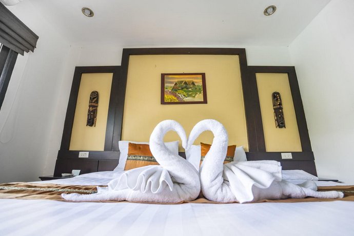 Pai Residence Chiangmai Gate