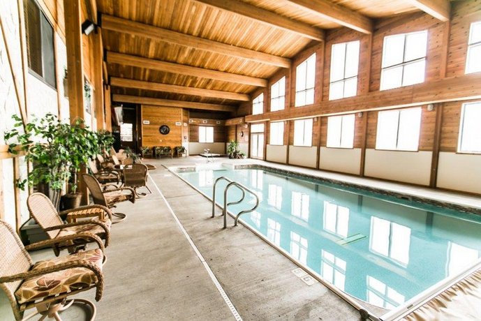Roosevelt Inn and Suites