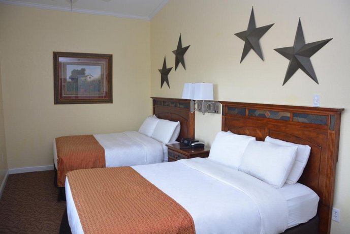 Roosevelt Inn and Suites