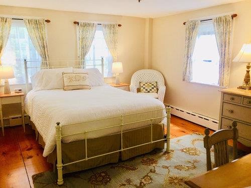 Sesuit Harbor House