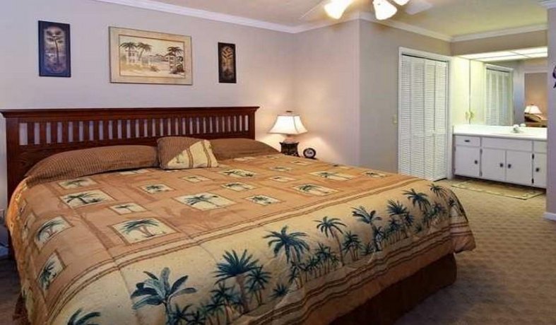 Pineapple Villas